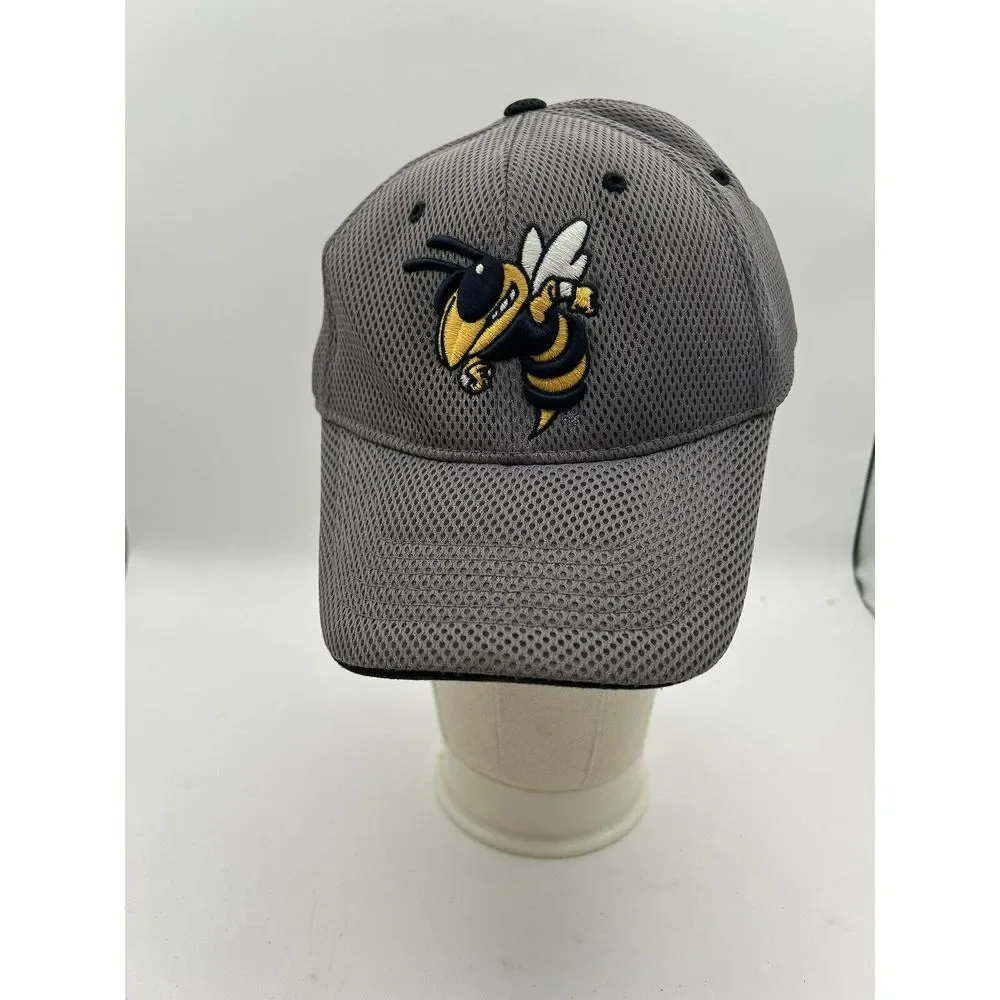 NCAA Georgia Tech Yellow Jackets‎ Team Logo  Fitted Cap Hat Team Logo On Back